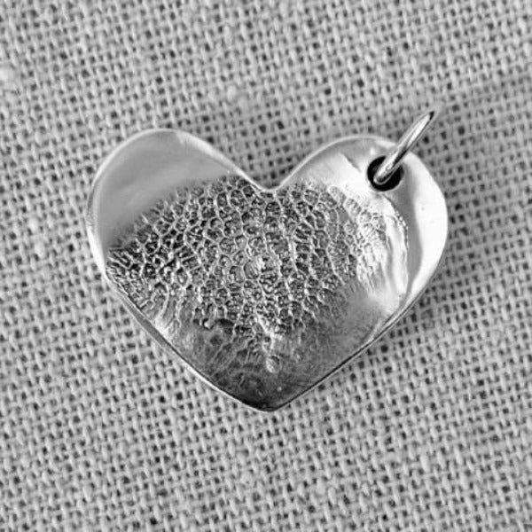 "Innie" Impression M - XL Heart Pet Nose Pendant